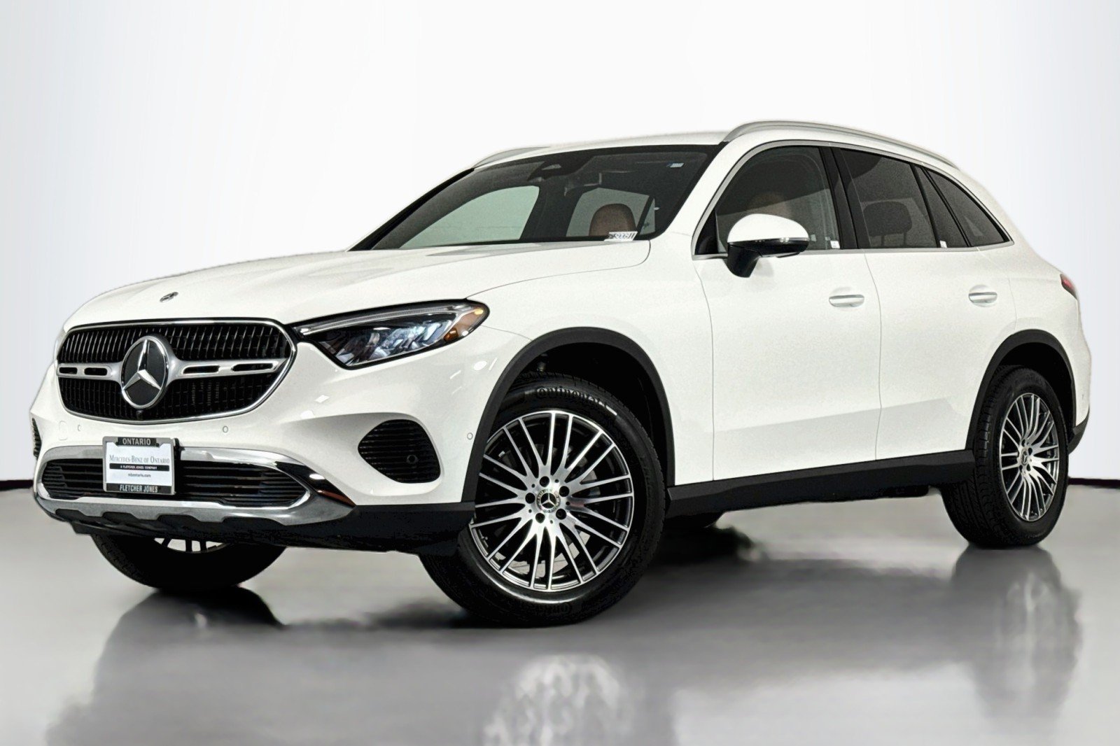 2026 Mercedes-Benz GLC GLC 300's photo