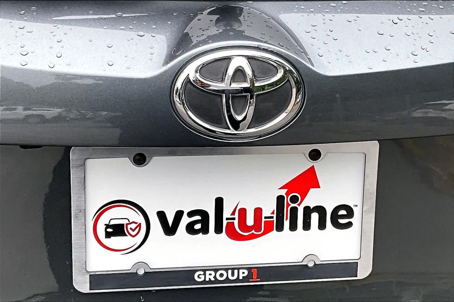 Used 2015 Magnetic Gray Metallic Toyota Limited image 31