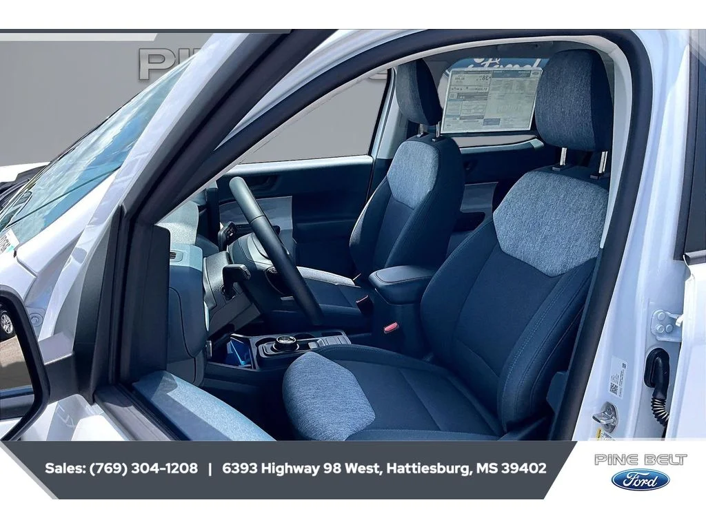 New 2026 Oxford White Ford XLT image 19