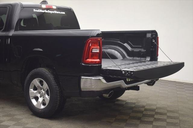 New 2026 Diamond Black Crystal Pearlcoat RAM BIG HORN image 13