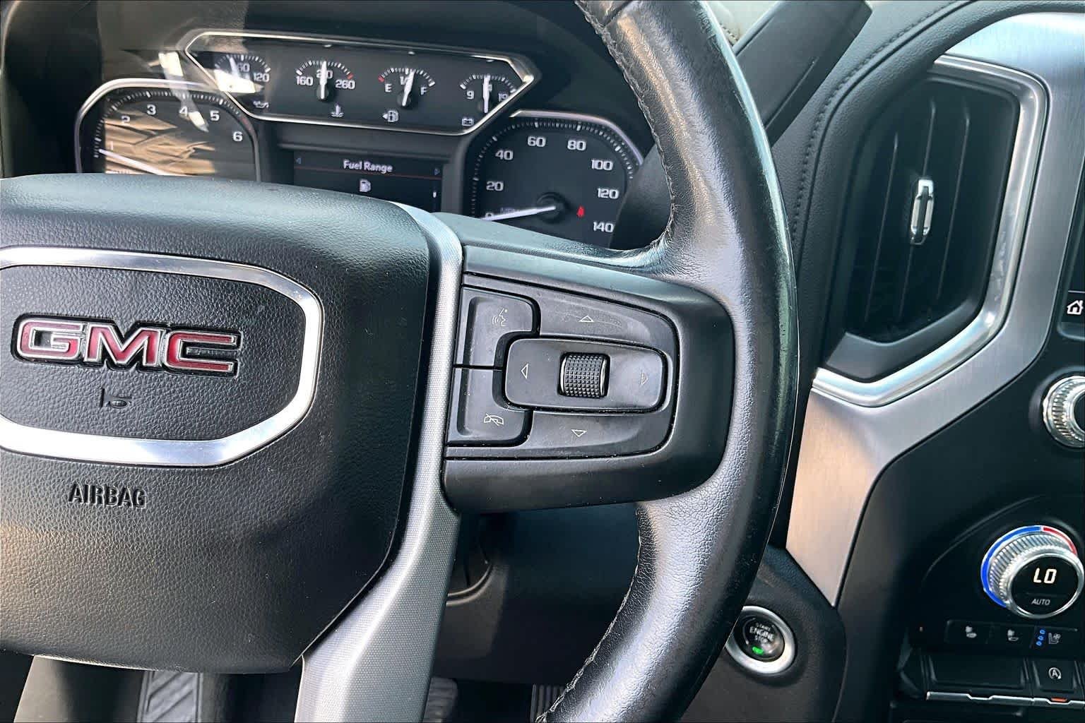 Used 2019 Summit White GMC SLT image 24