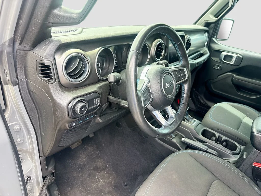 Used 2023 Gray Jeep Rubicon 4xe image 10