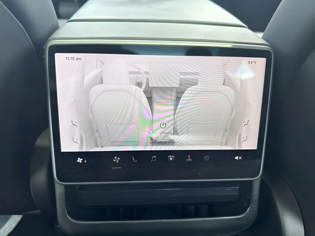 Used 2024  Tesla Long Range image 13