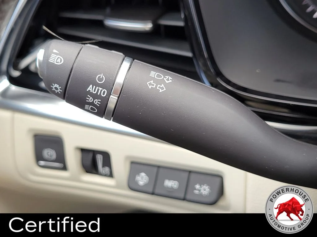 Used 2020 Black Cadillac Premium Luxury image 33