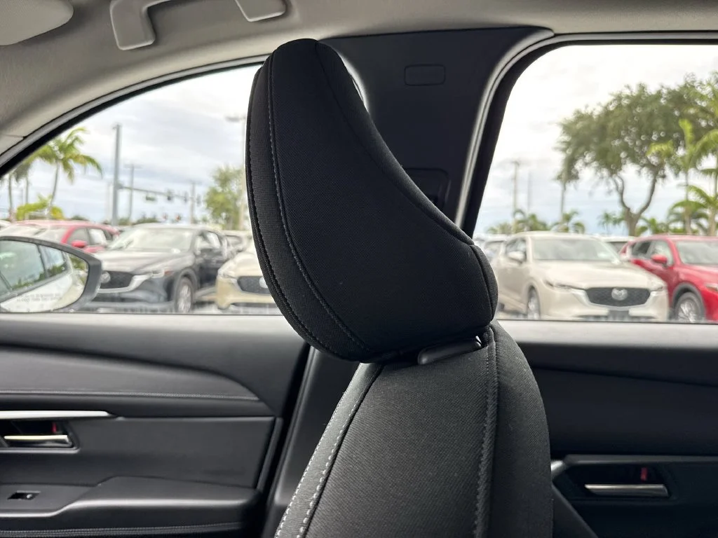 New 2026 White Metallic Mazda 2.5 S AWD image 16