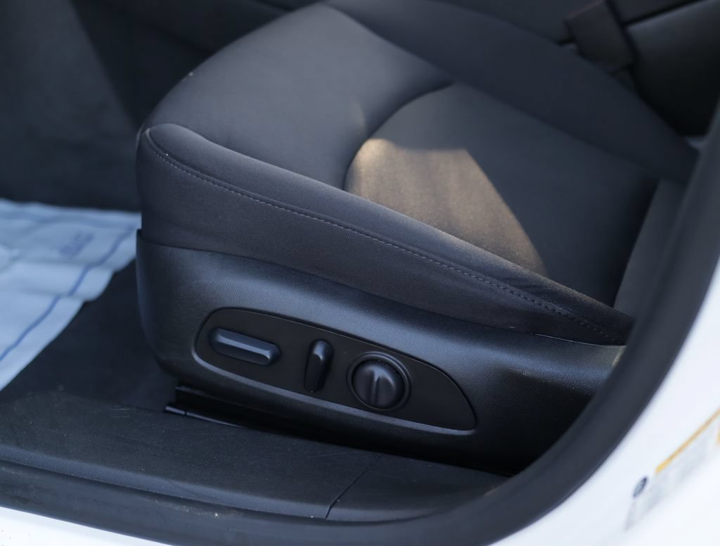 Used 2023 Summit White Chevrolet LT image 19