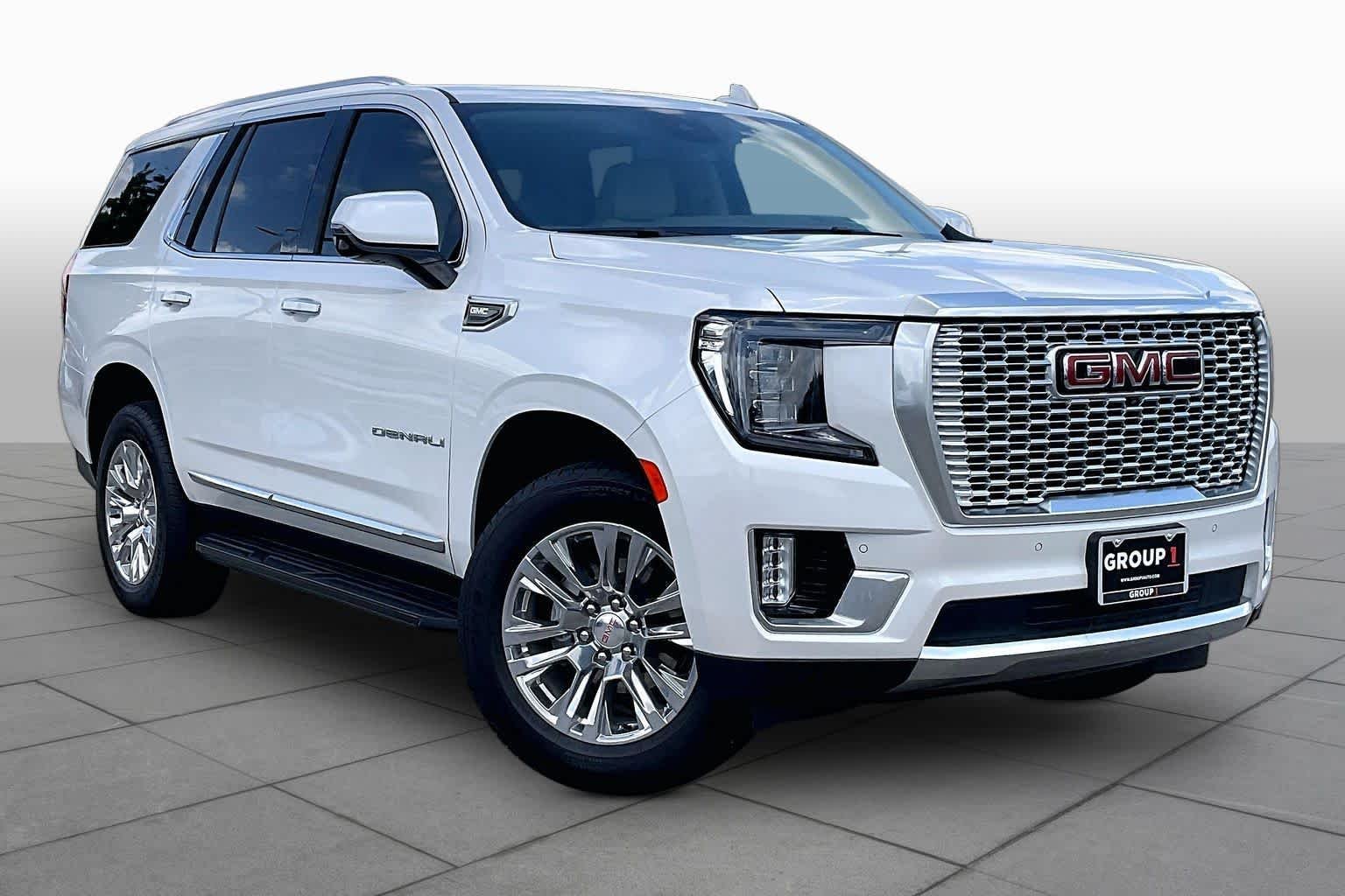 Used 2024 White Frost Tricoat GMC Denali image 3