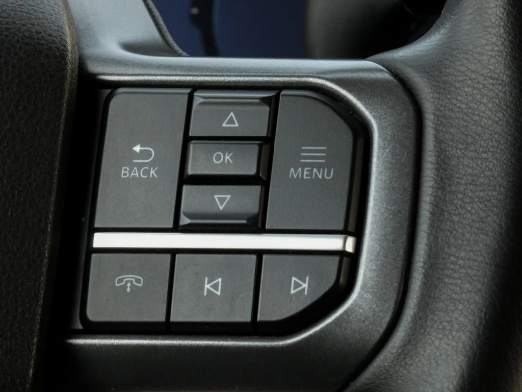 Used 2024 Silver Ford XLT image 12