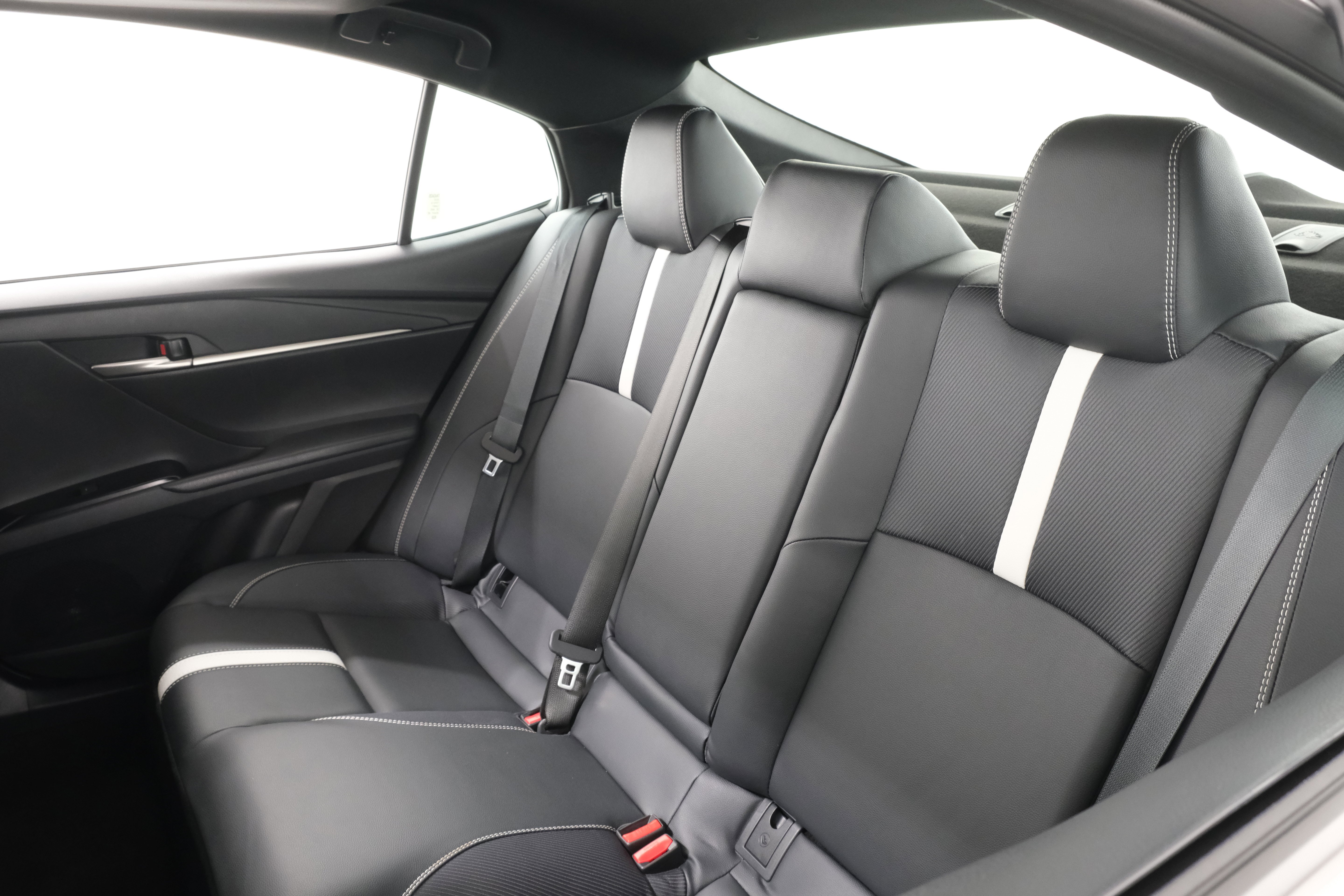 Certified Used 2025 Heavy Metal Toyota SE image 55