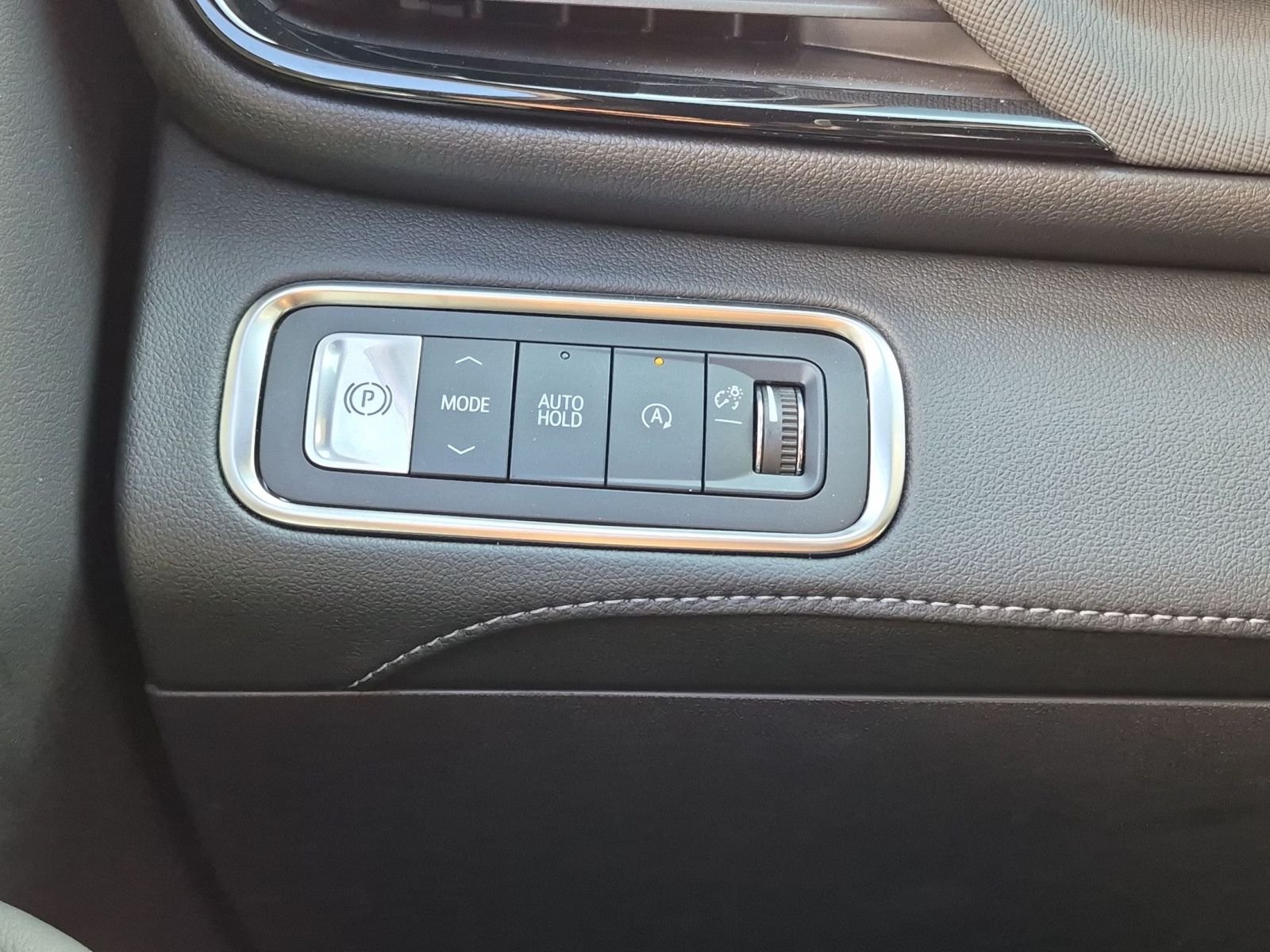 New 2026 Moonstone Gray Metallic Buick Sport Touring image 17