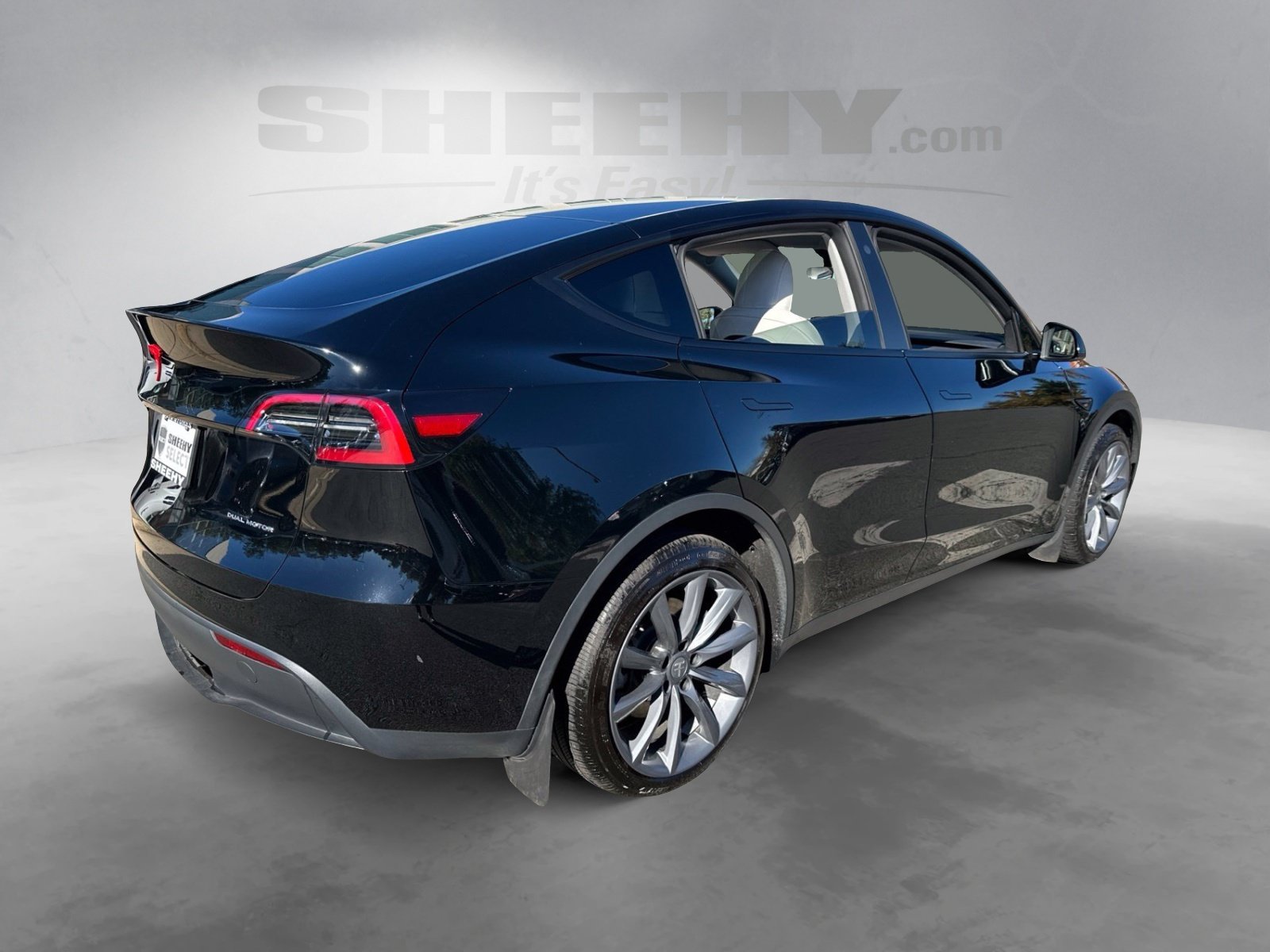 Used 2023 Black Tesla Long Range image 11