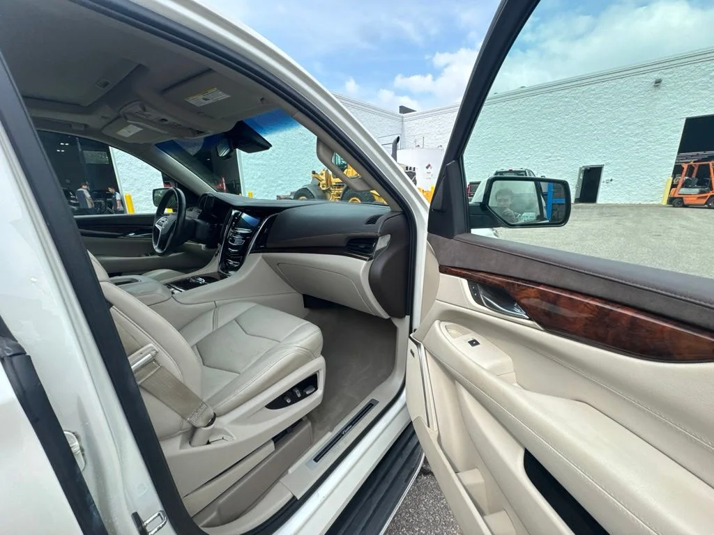 Used 2015 White Diamond Clearcoat Cadillac Luxury image 33