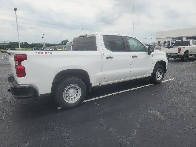 Used 2025 Summit White Chevrolet WT image 2