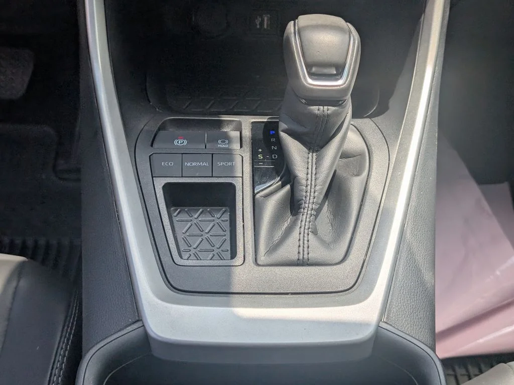 Used 2024 Gray Toyota XLE Premium image 20