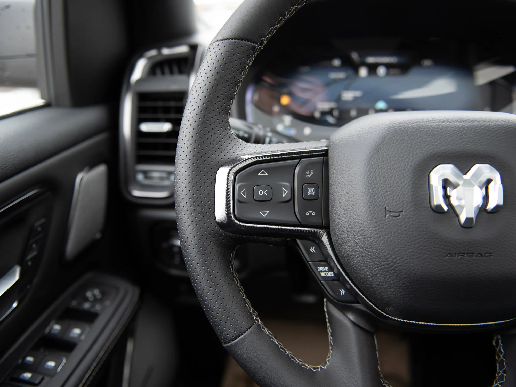 New 2026 Black RAM Sport* HEMI V8 image 15