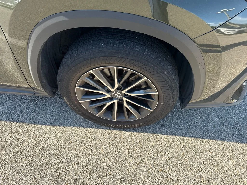 Certified Used 2024 Green Lexus 350 Premium image 6