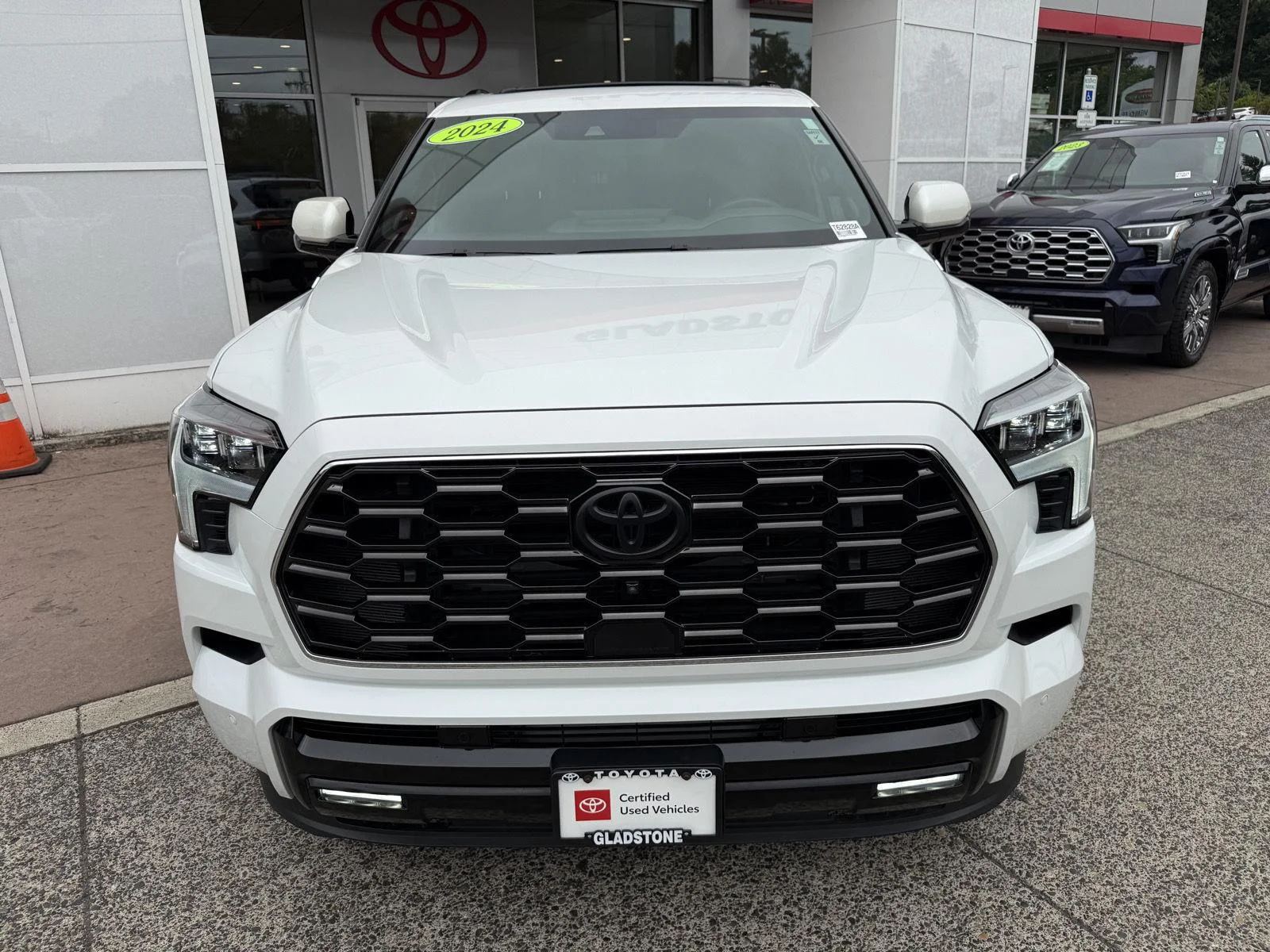 Used 2024 Wind Chill Pearl Toyota Platinum image 11