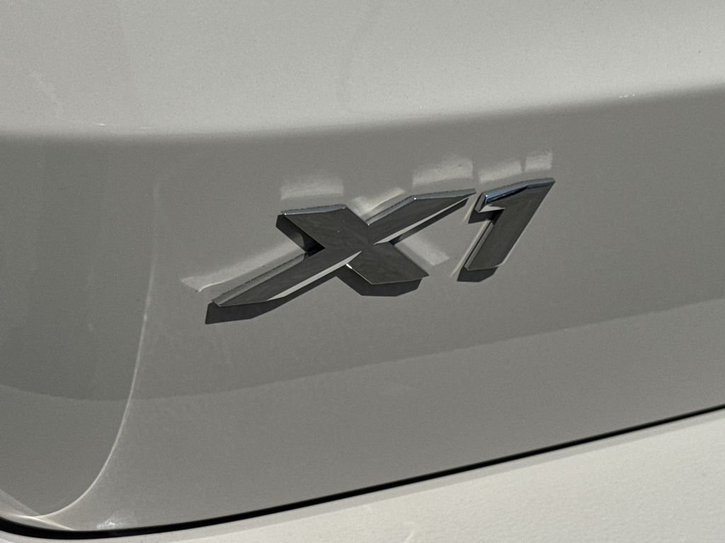 New 2027 Dune Grey Metallic BMW xDrive28i image 11