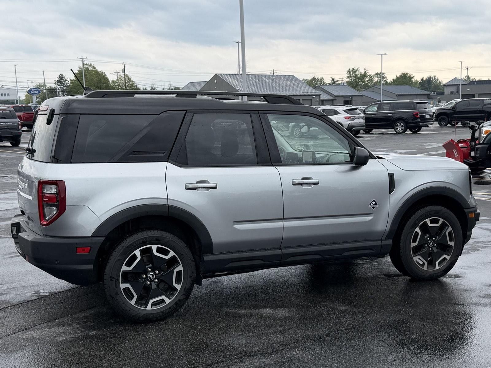 Used 2021 Iconic Silver Ford Outer Banks image 6