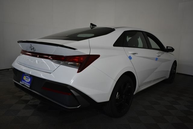 New 2026 White Hyundai SEL Sport image 8