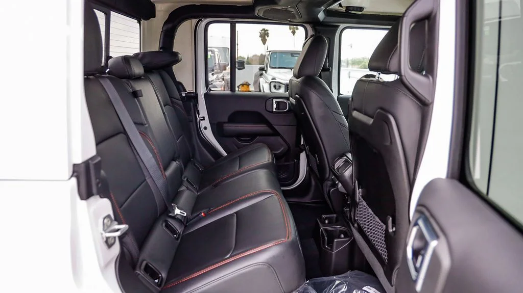New 2026 White Jeep Rubicon image 20