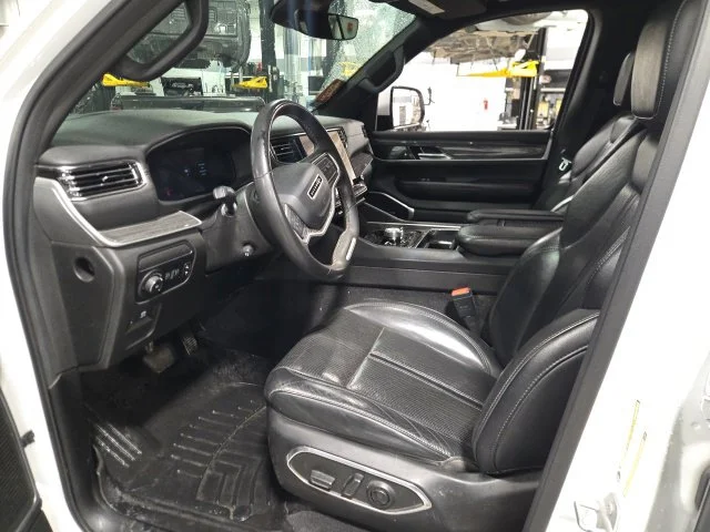 Used 2022 White Jeep Series III image 13