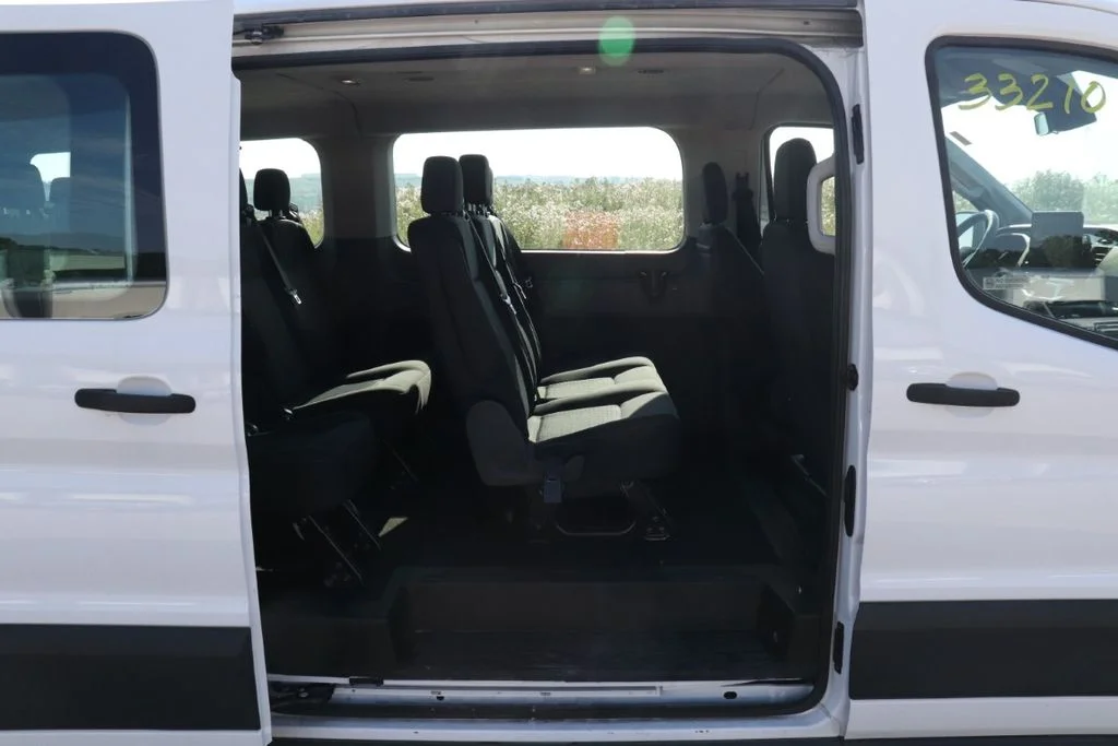 Used 2023 Oxford White Ford XLT image 16