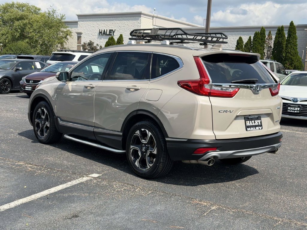Used 2018  Honda Touring image 22