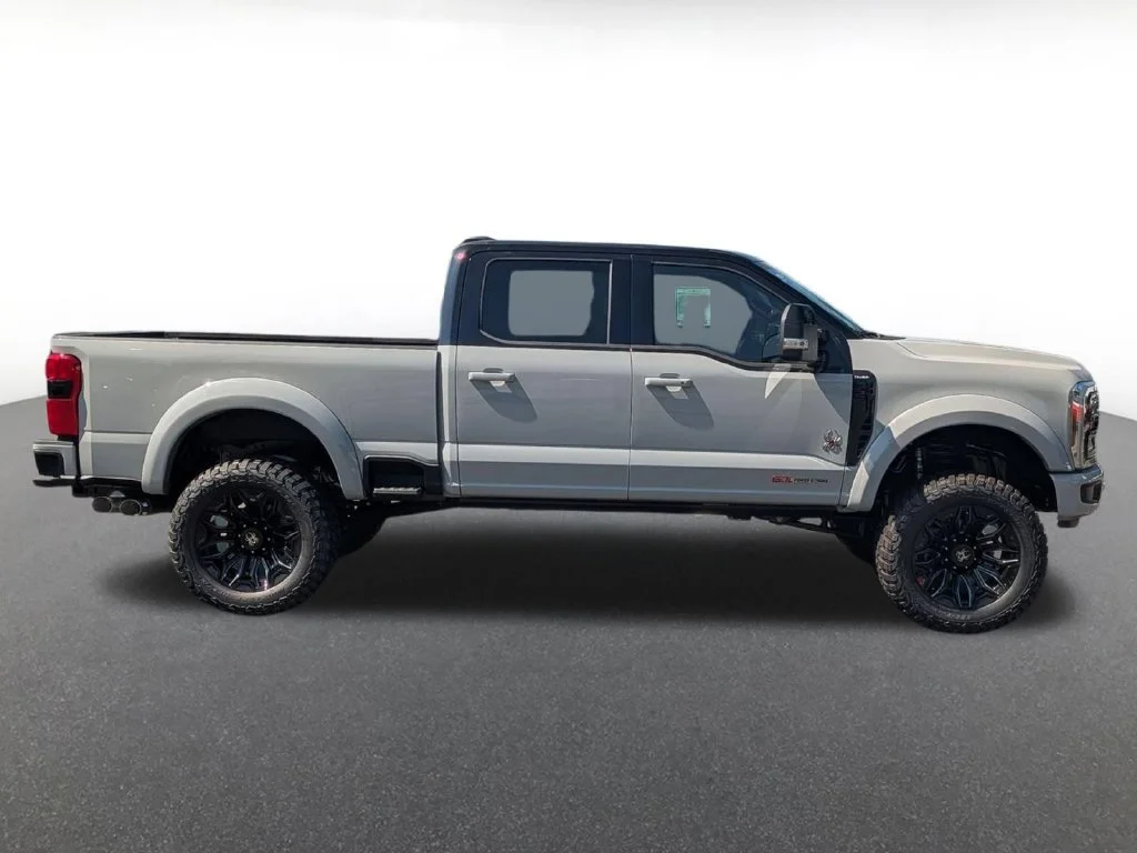 New 2026 White Ford Lariat image 2