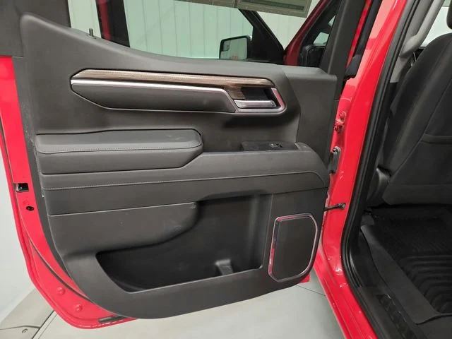 Used 2025 Red Chevrolet LT image 35