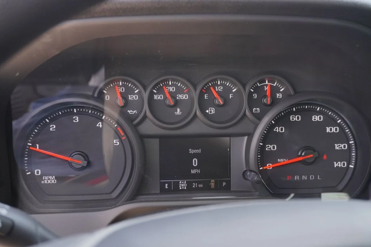 2025 GMC Sierra 3500HD Pro - Photo 22