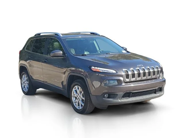 Used 2017 Granite Crystal Jeep Latitude image 1
