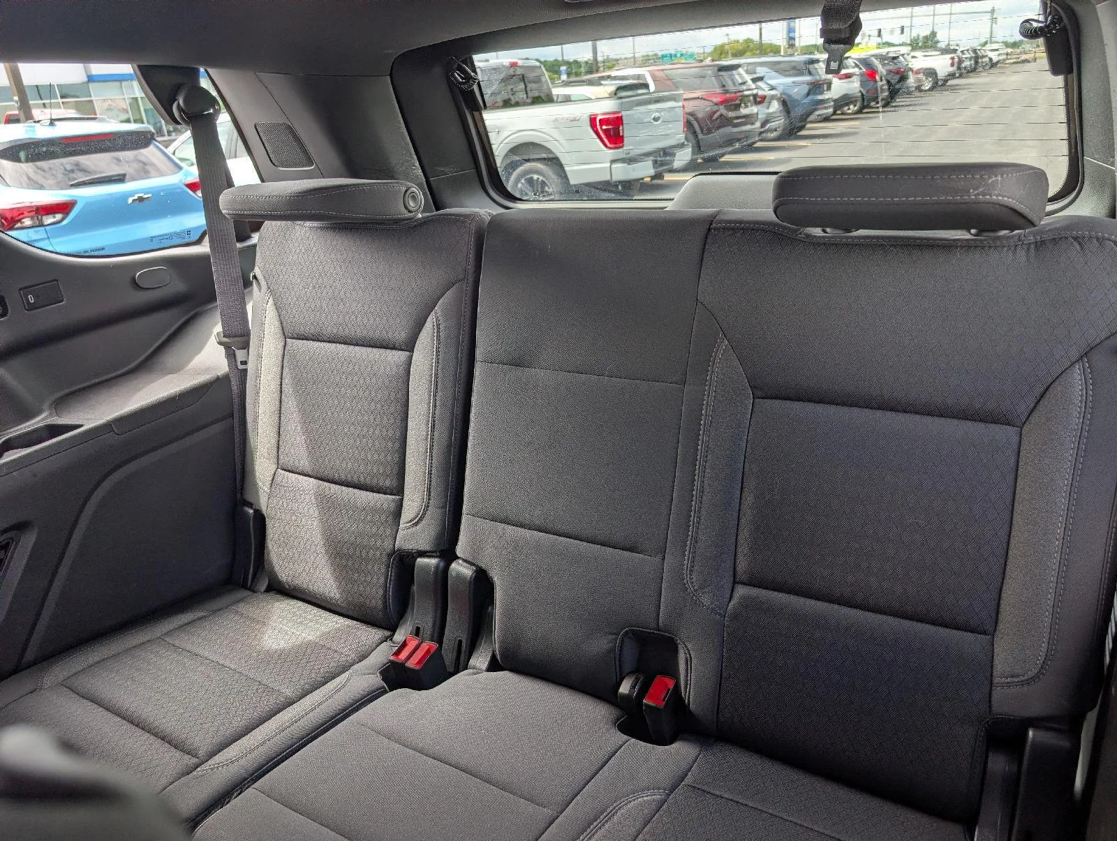 Used 2023 SUMMIT WHITE Chevrolet LS image 10