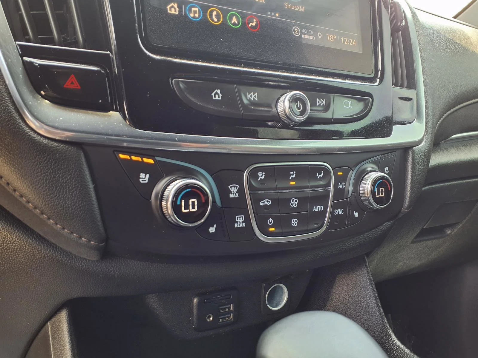 Used 2023 Iridescent Pearl Tricoat Chevrolet High Country image 6