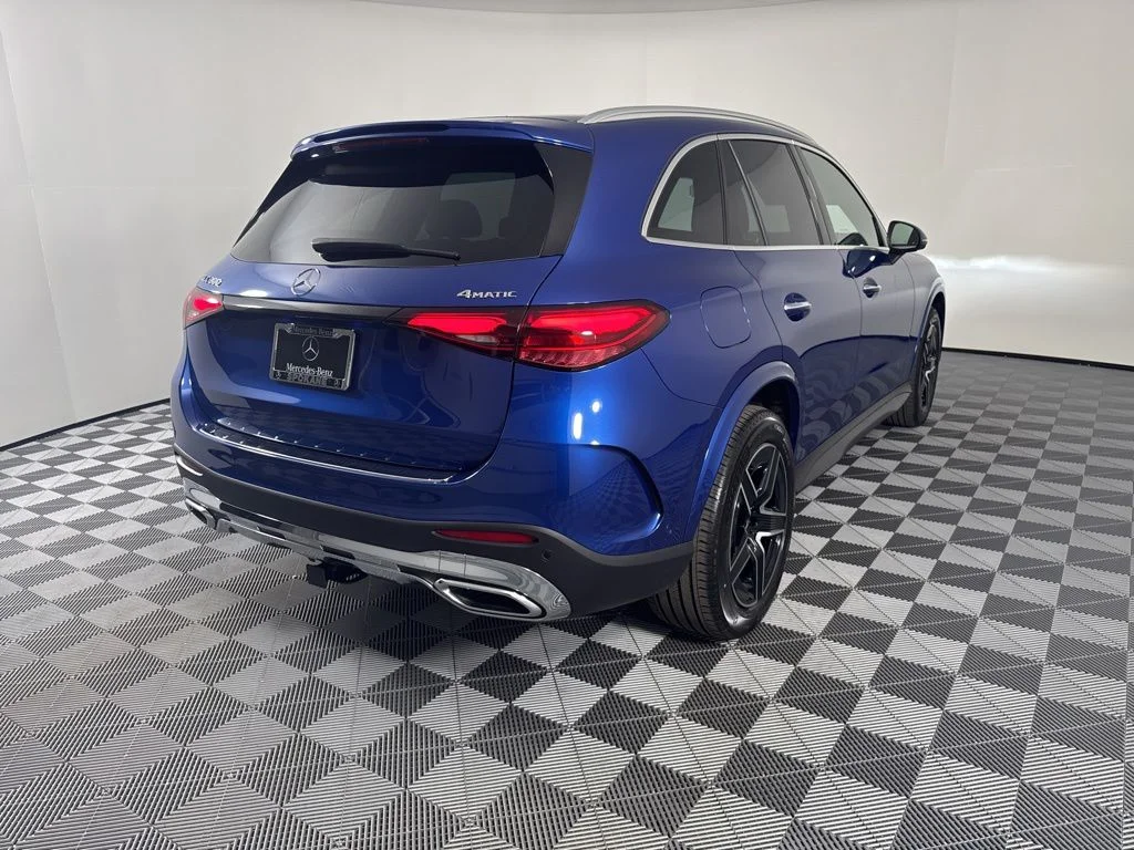 New 2026 Blue Mercedes-Benz GLC 300 image 6