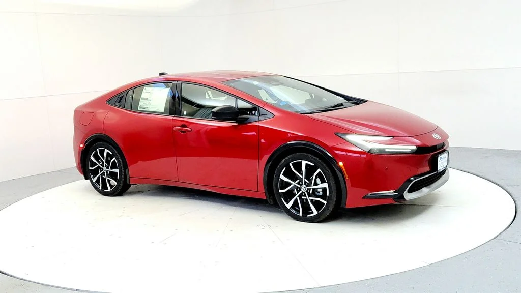2026 Toyota Prius Plug-in Hybrid XSE - Photo 7