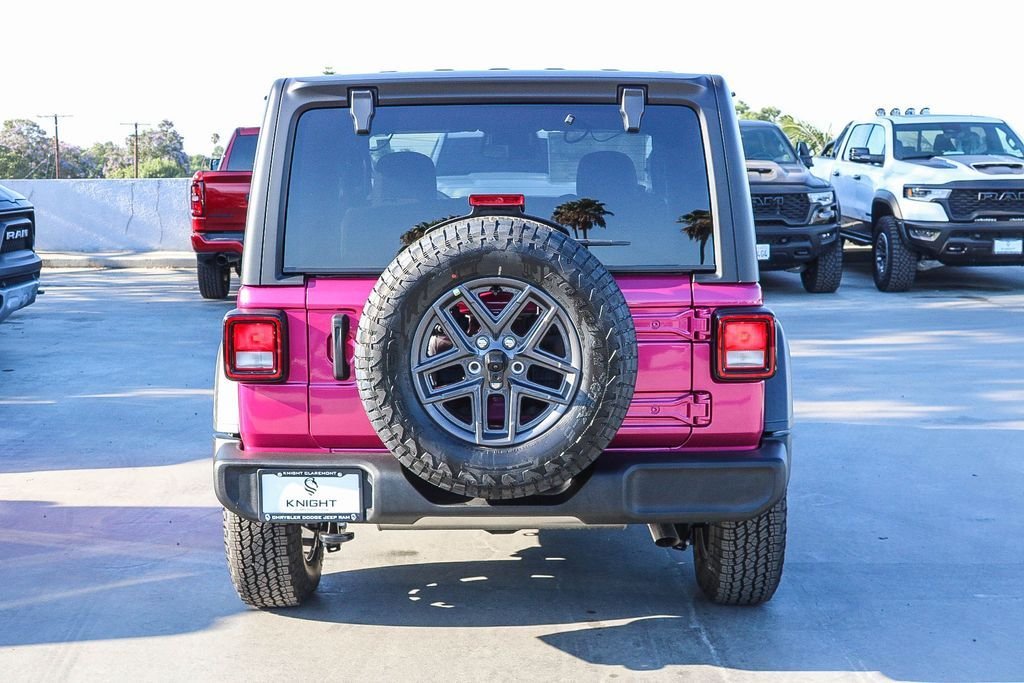 New 2026 Tuscadero Pearlcoat Jeep Sport S image 8
