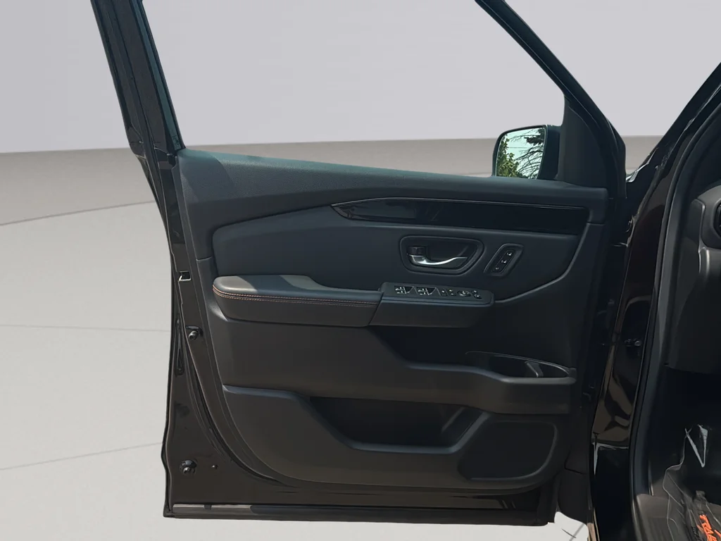 Used 2025 Black Honda TrailSport image 25