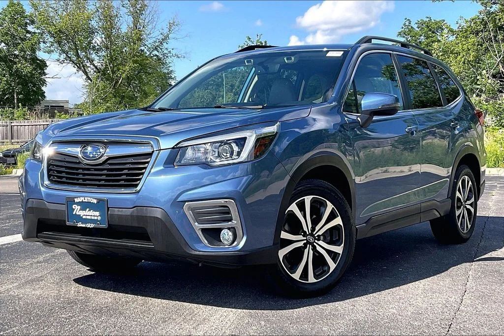 Used 2020 Blue Subaru Limited image 12