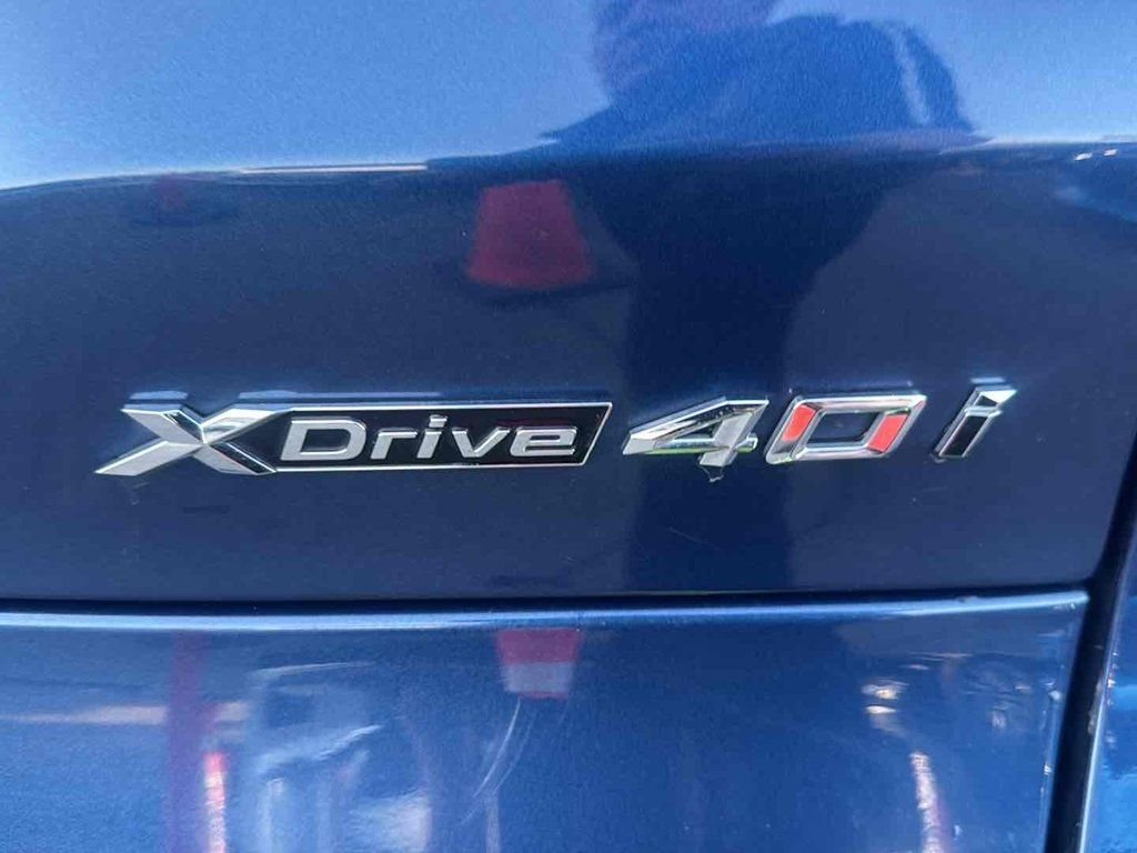 Used 2020 Blue BMW xDrive40i image 22