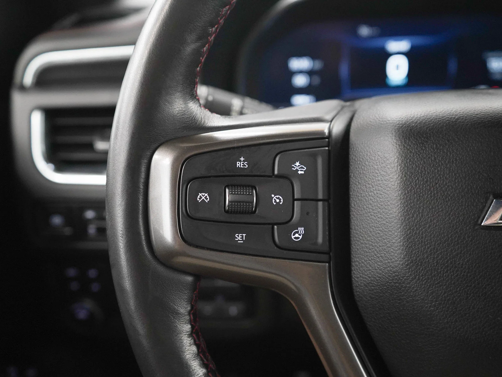 Used 2022 Black Chevrolet RST image 28
