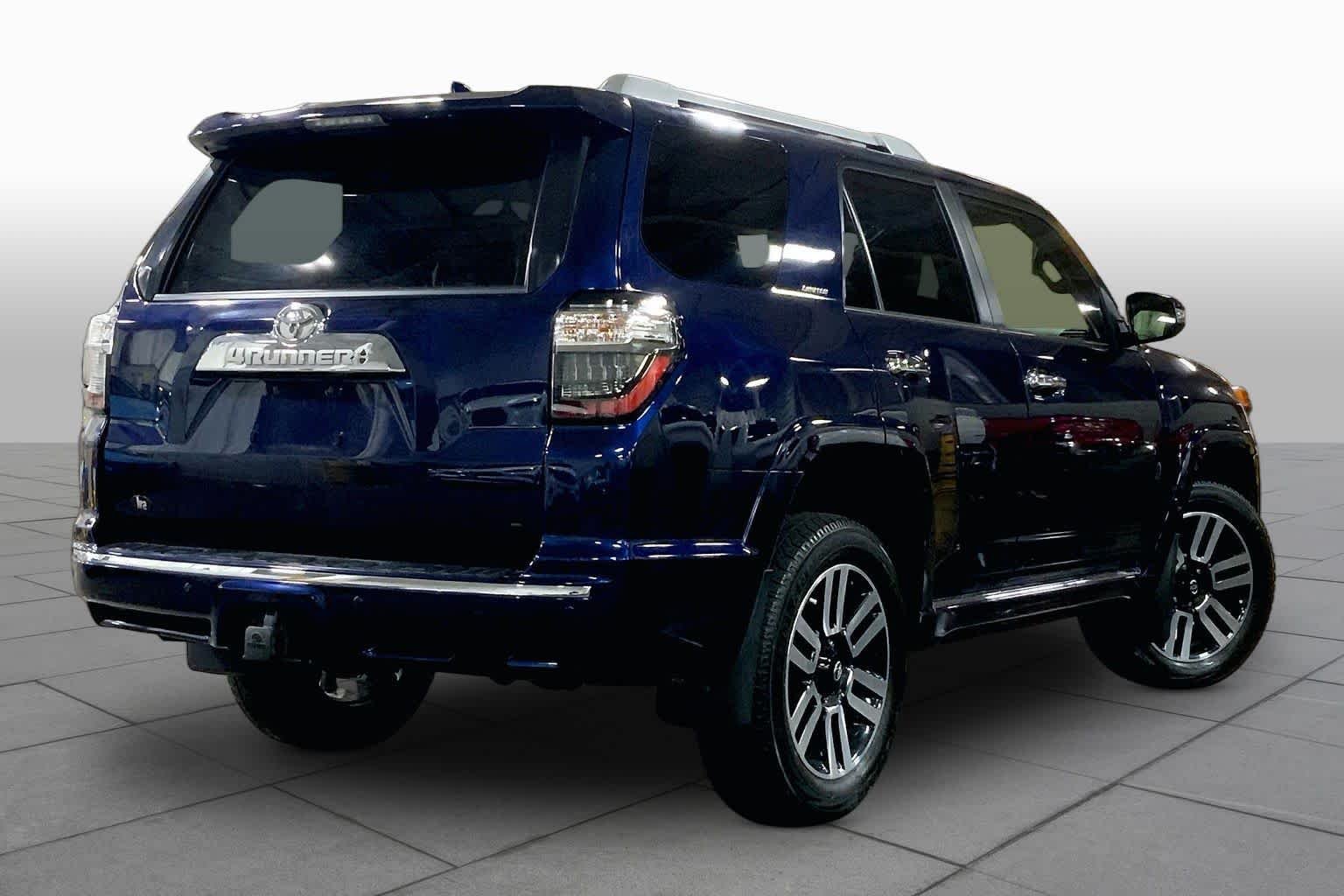 Used 2022 Nautical Blue Metallic Toyota Limited image 13