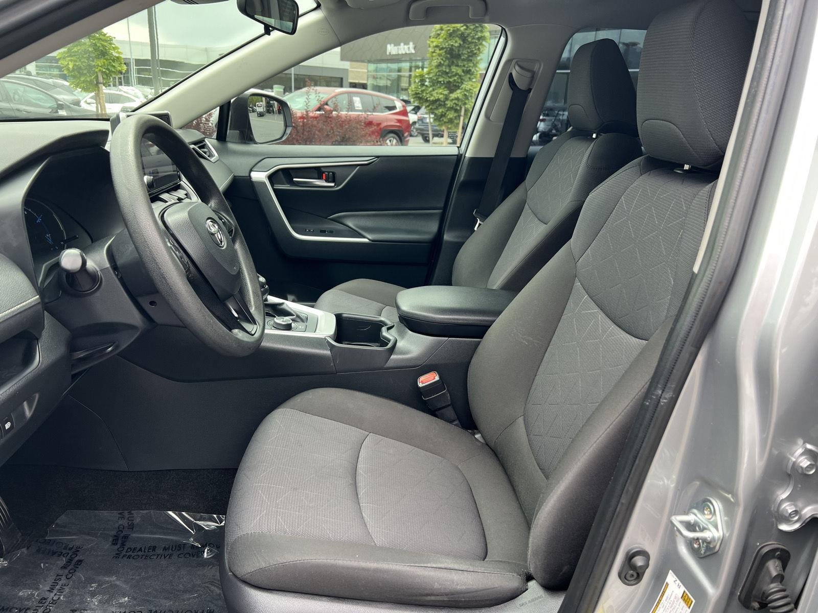 Used 2024 Silver Sky Metallic Toyota XLE image 27