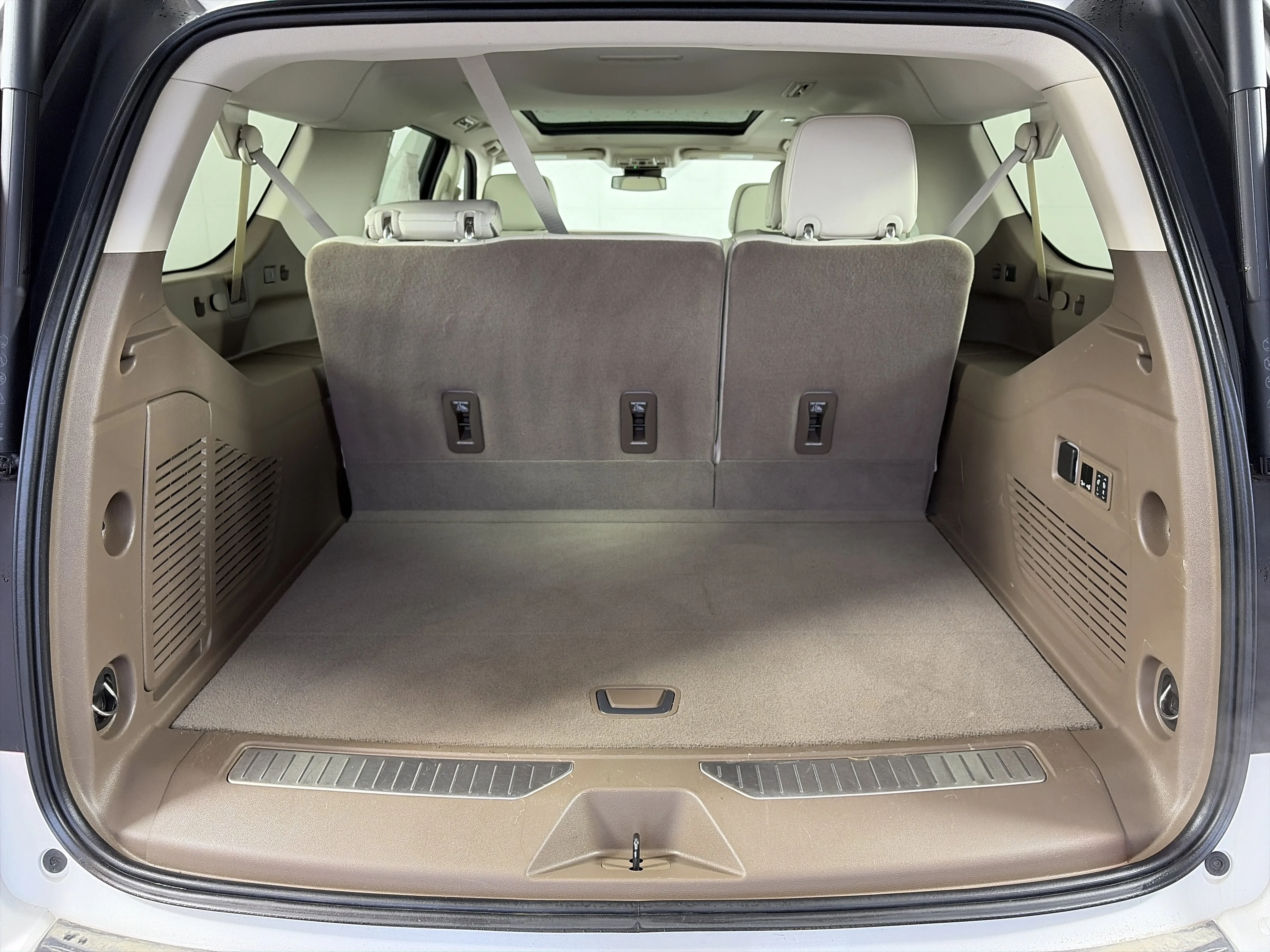 2024 GMC Yukon XL Denali - Photo 15