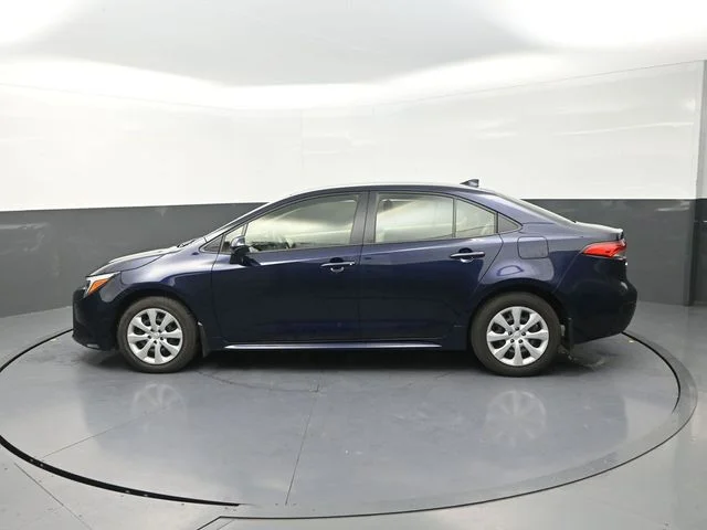 Used 2026  Toyota LE image 4