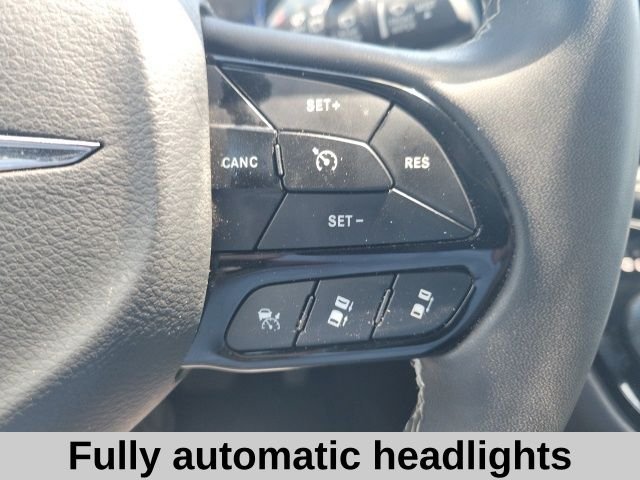 Used 2024 White Chrysler Touring image 10