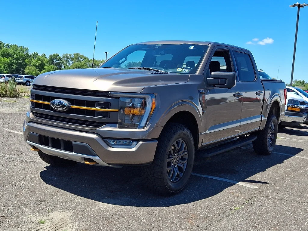 Used 2022 Gray Ford Tremor image 5