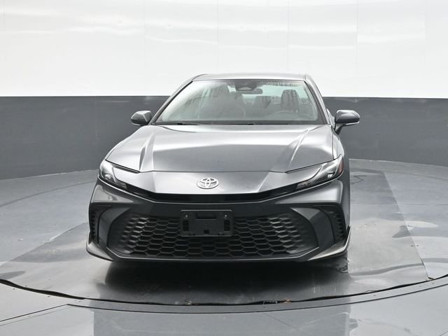 Used 2025  Toyota SE image 30