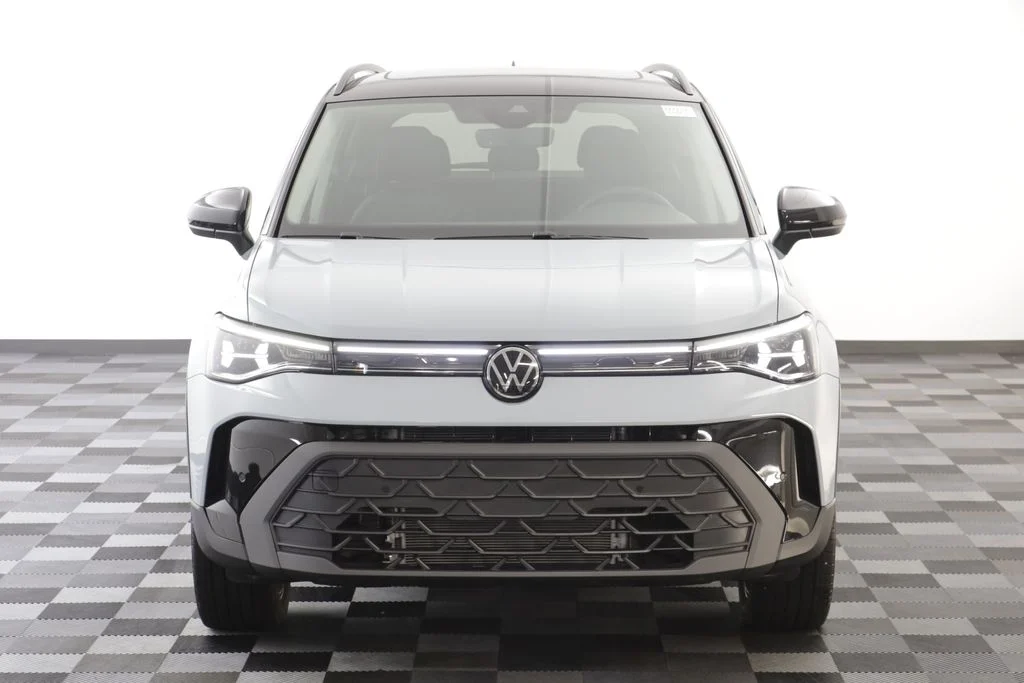 New 2026 Grey Volkswagen 1.5T SE Black image 23