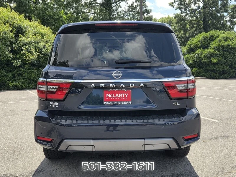 Used 2024 Blue Pearl NISSAN 4X2 SL image 4